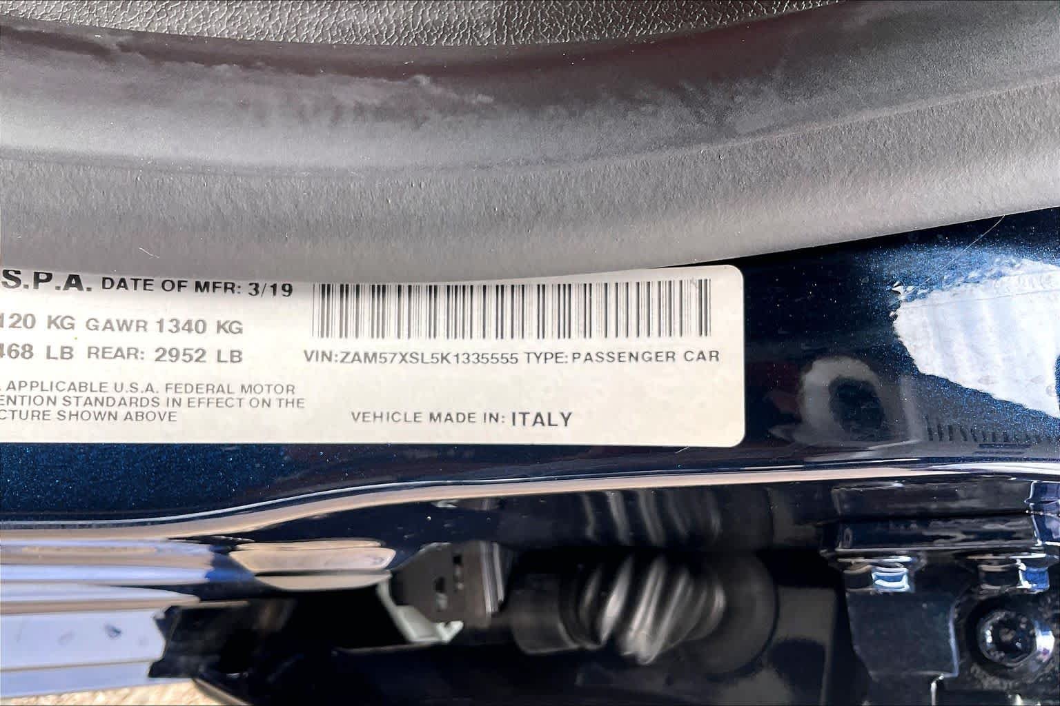 Used 2019 Rosso Folgore Mica Maserati GranLusso image 35