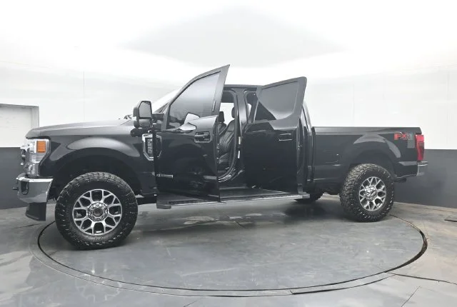 Used 2021 Black Ford Lariat image 50