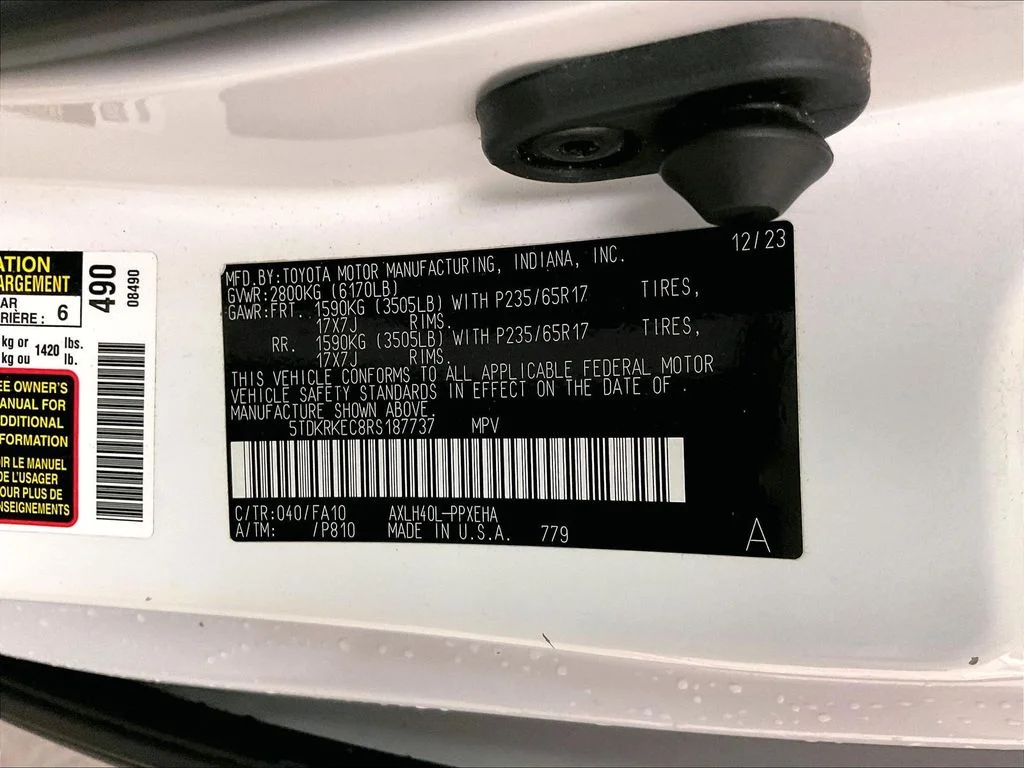 Used 2024 White Toyota LE image 40