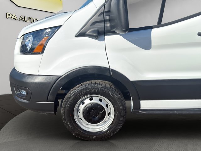 Used 2024 White Ford  image 22