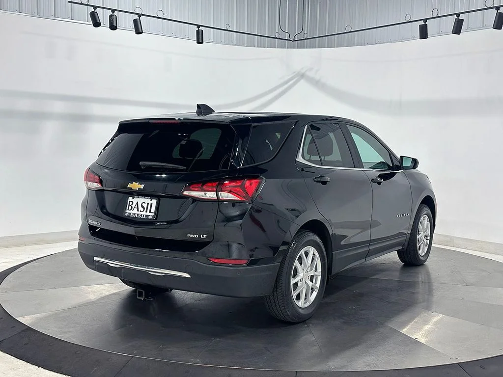 Used 2022 Black Chevrolet LT image 11