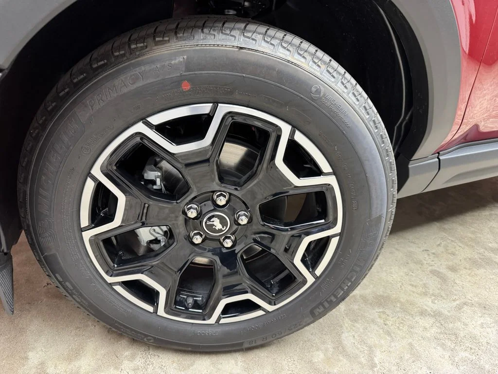 New 2026 Ruby Red Metallic Tinted Clearcoat Ford Outer Banks® image 29