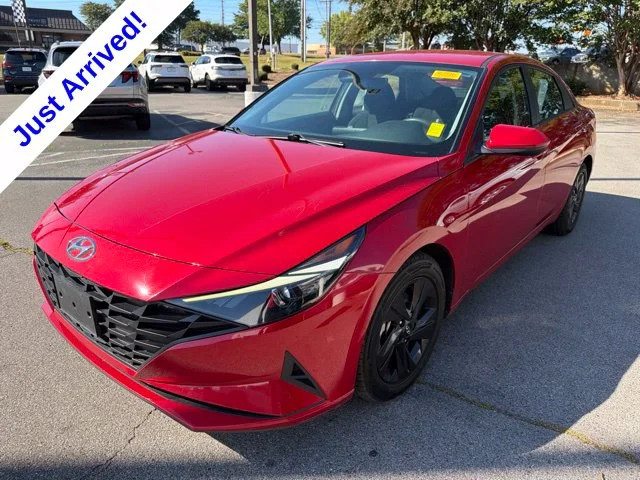 Used 2021 Red Hyundai SEL image 7