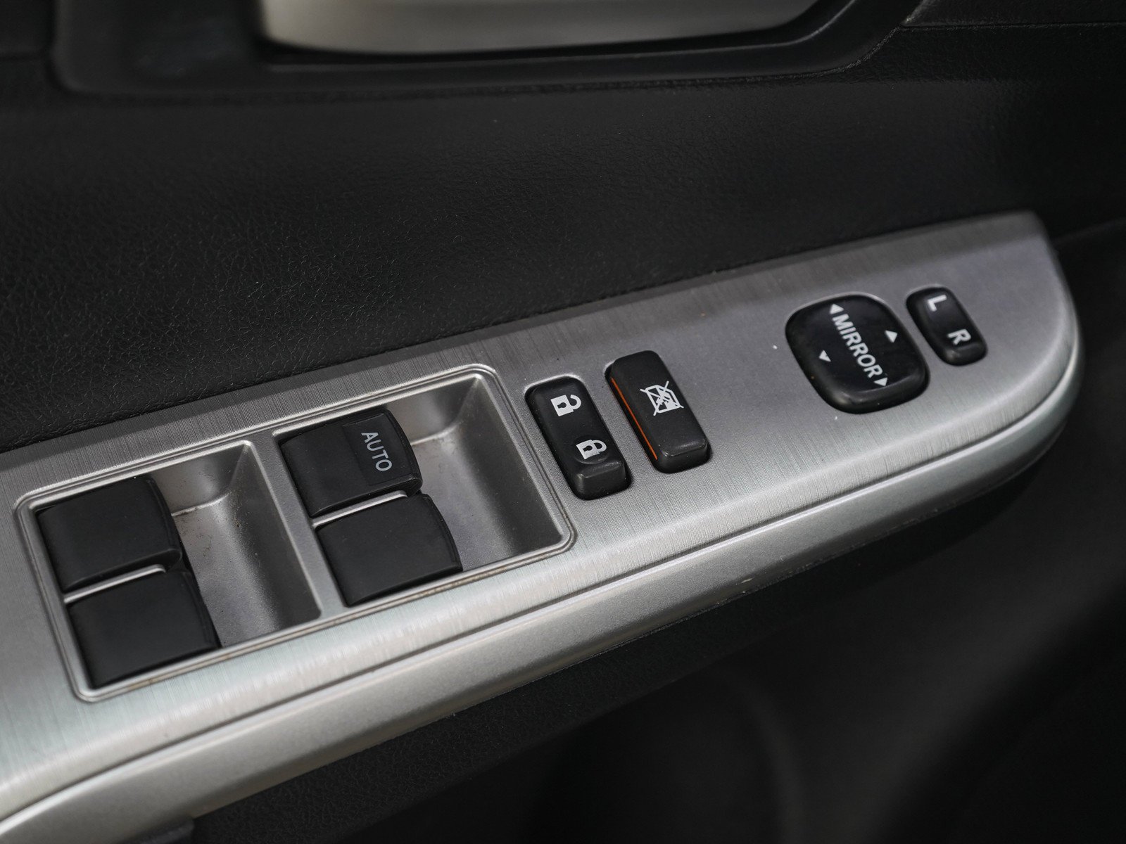Used 2012 Magnetic Gray Metallic Toyota SE image 19