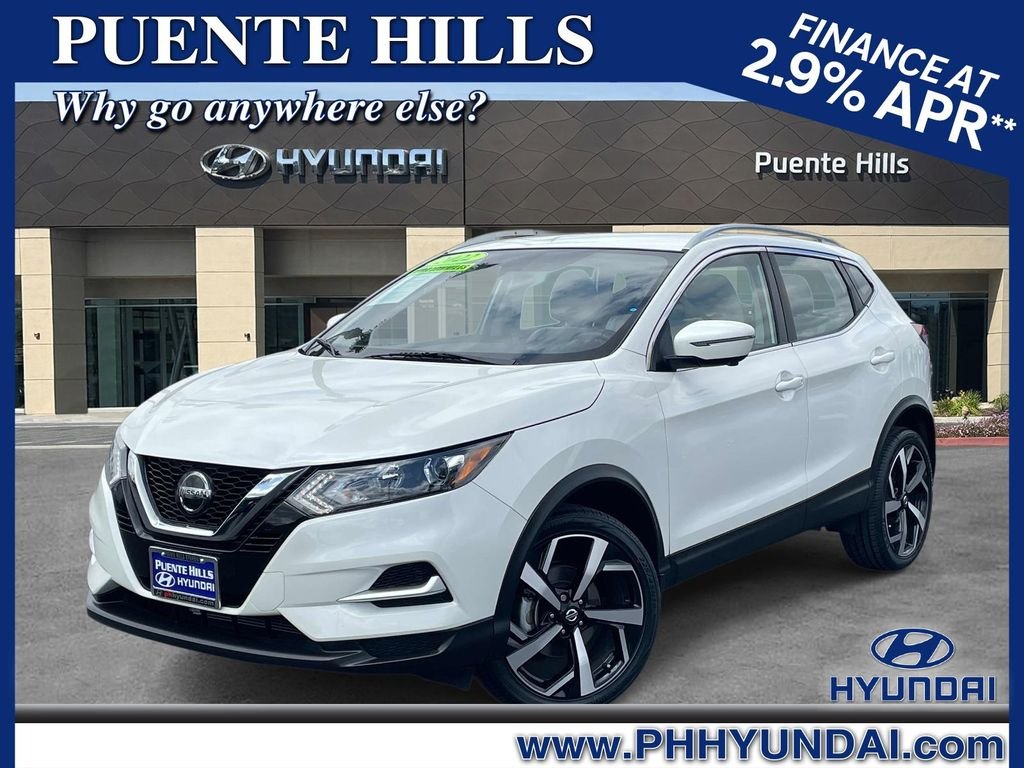 2022 Nissan Rogue Sport SL FWD's photo