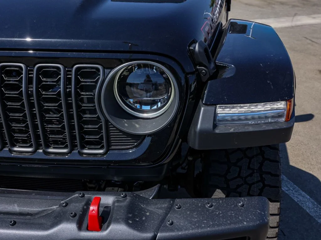 New 2026 Black Clearcoat Jeep Rubicon X image 10