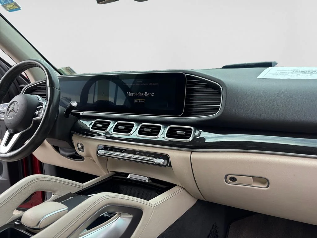 Used 2020 Red Mercedes-Benz GLE 350 image 49