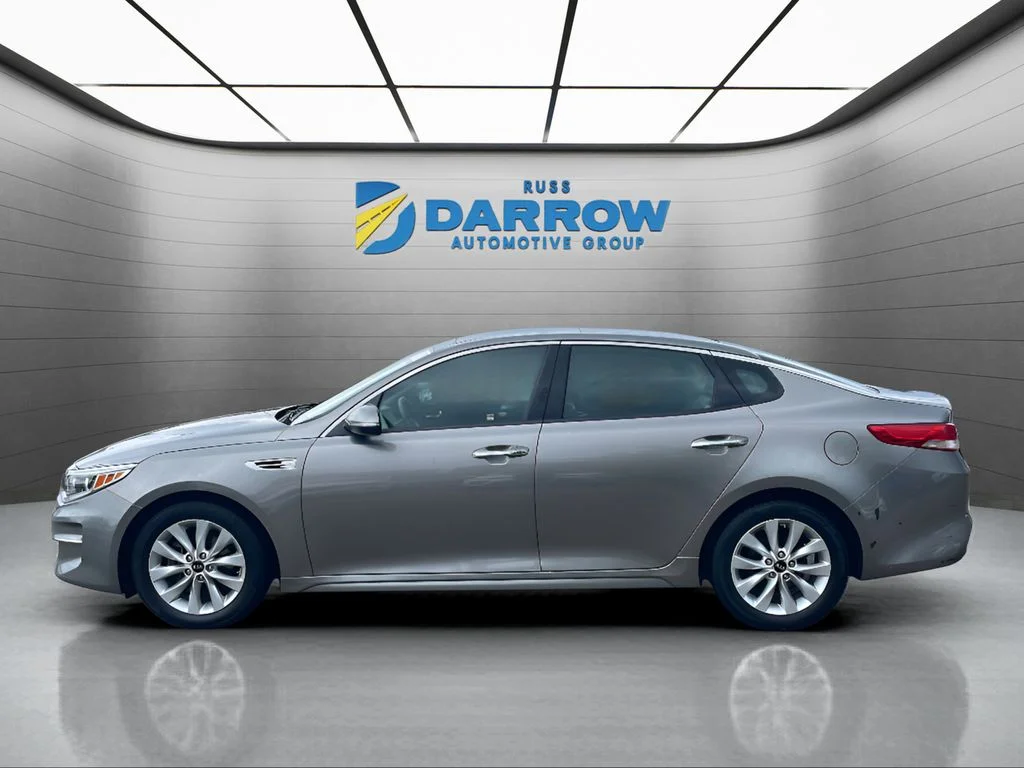 Used 2016 Kia Optima EX with VIN 5XXGU4L31GG093815 for sale in Wauwatosa, WI