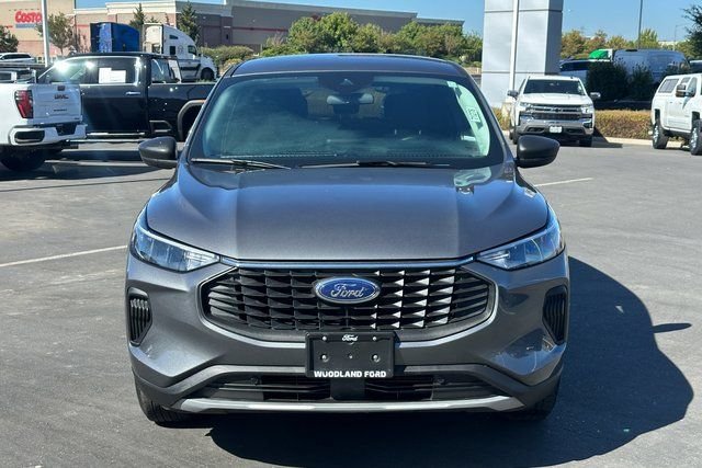 Used 2025 Gray Ford Active image 4