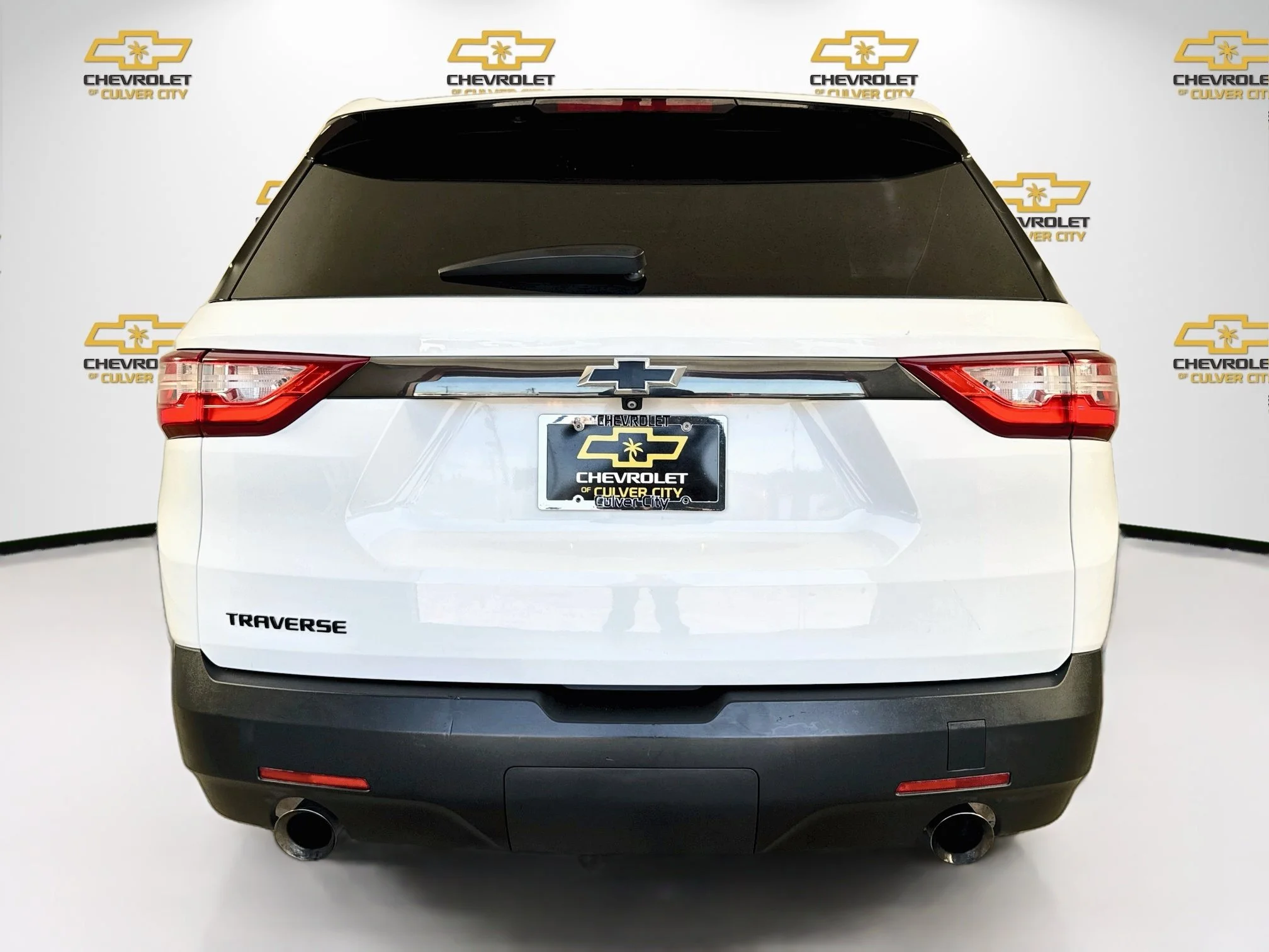 Used 2020 SUMMIT WHITE Chevrolet LS image 7