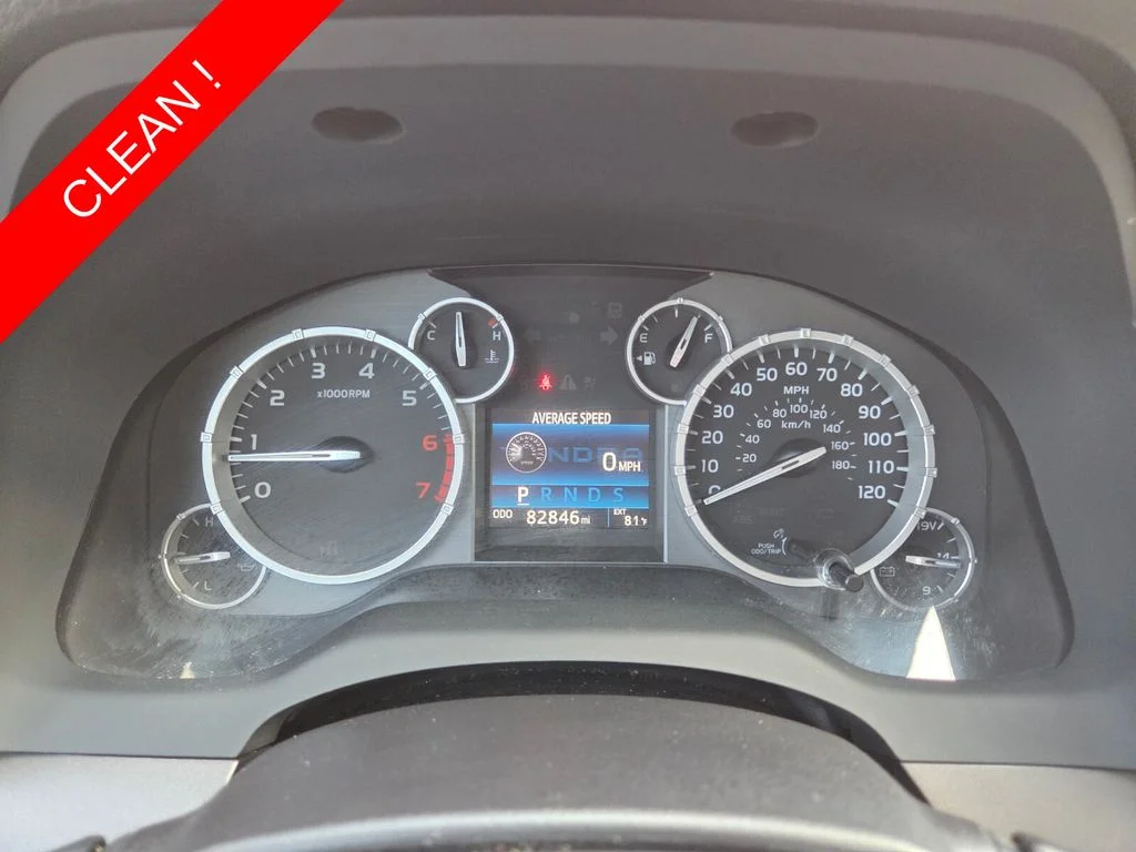 Used 2016 Silver Toyota SR5 image 31