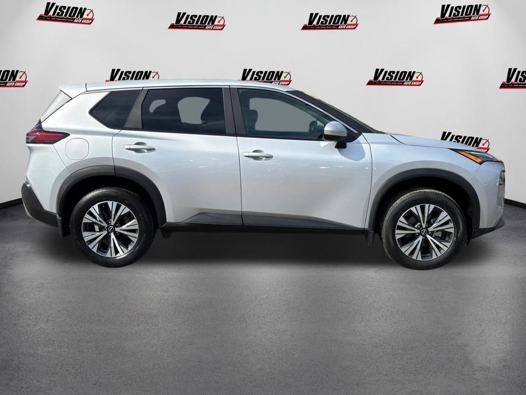 Used 2023 Silver Nissan SV image 4