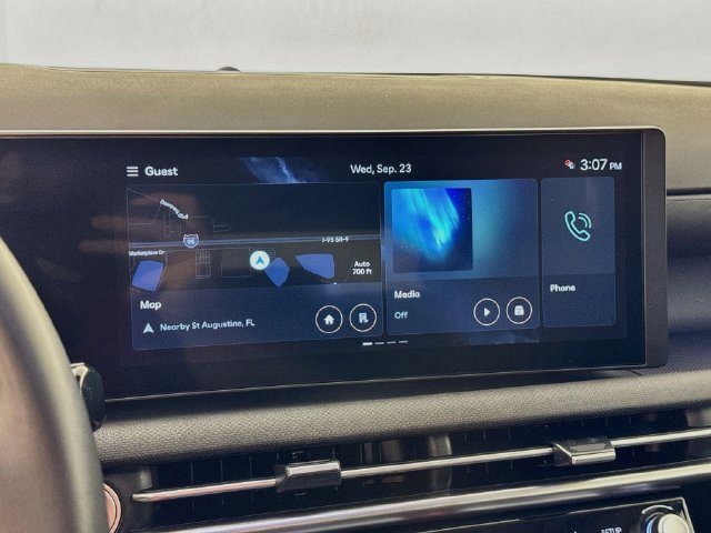 Certified Used 2025 Blue Hyundai SEL Convenience image 24