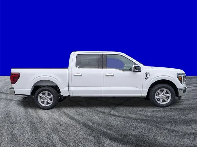 New 2026 Oxford White Ford Lariat® image 3