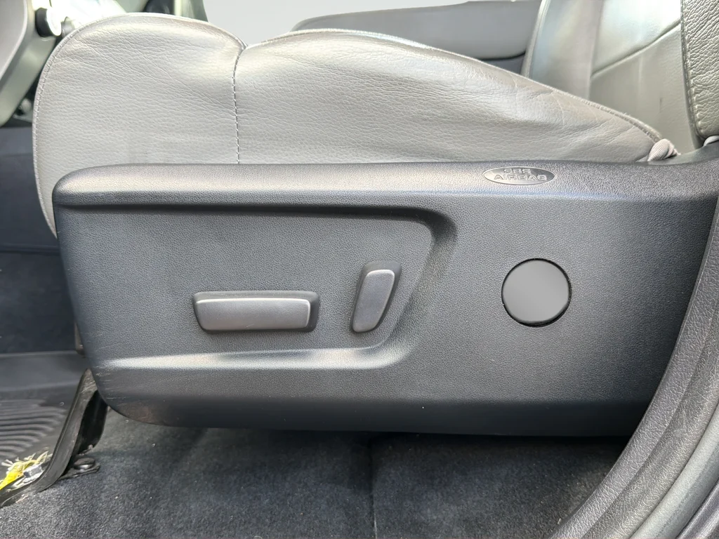 Used 2019 Gray Toyota Limited image 31