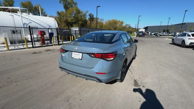 Used 2025 Gray Nissan SV image 8
