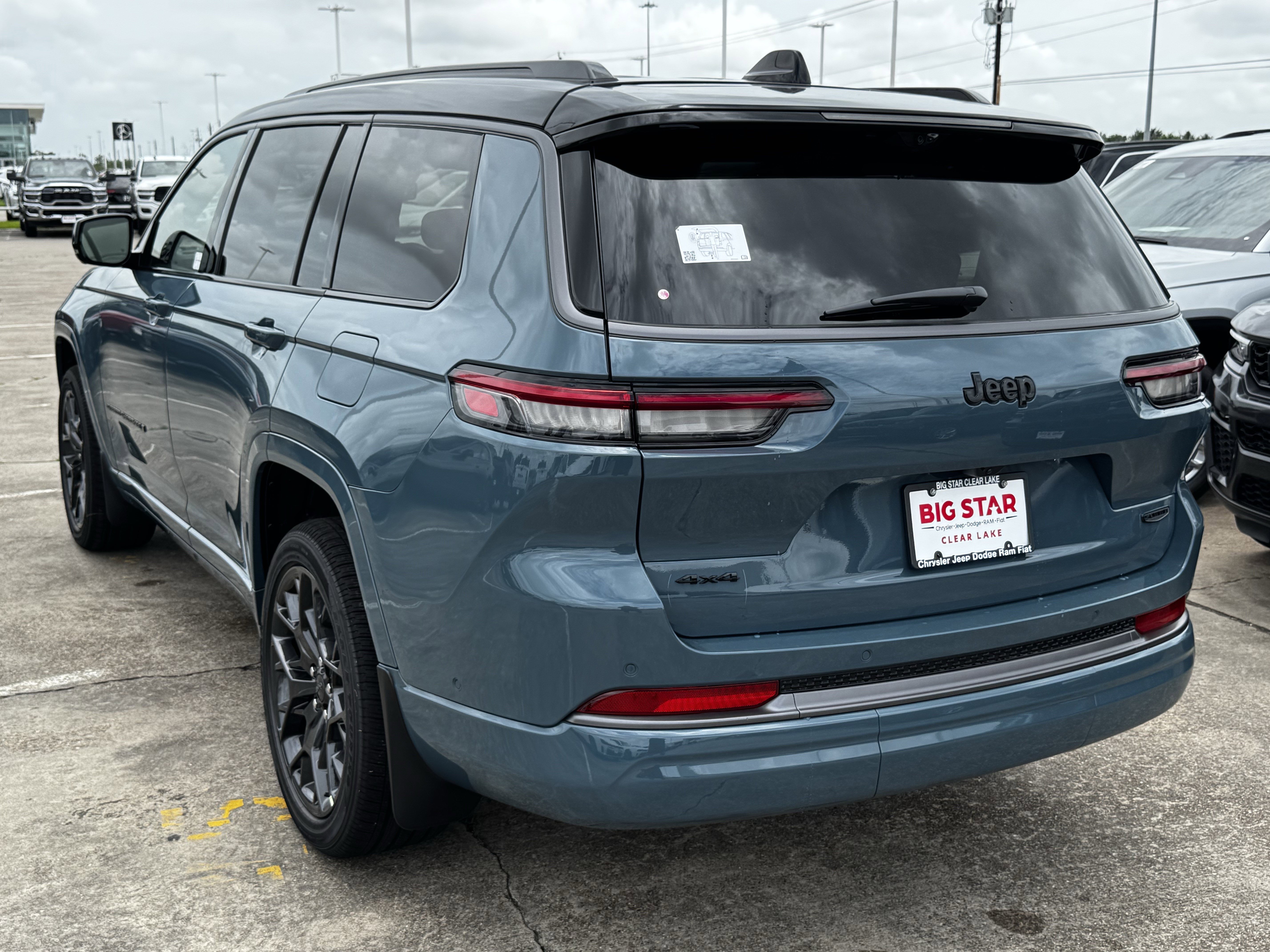 New 2026 Steel Blue Exterior Paint Jeep Summit image 7