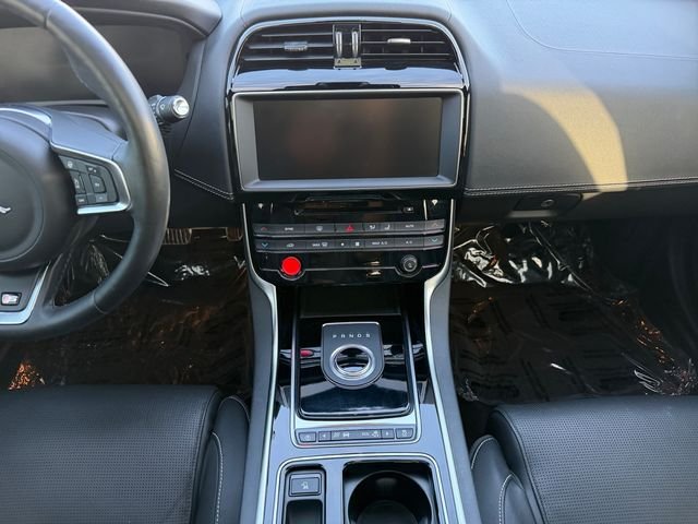 Used 2018 Red Jaguar S image 15