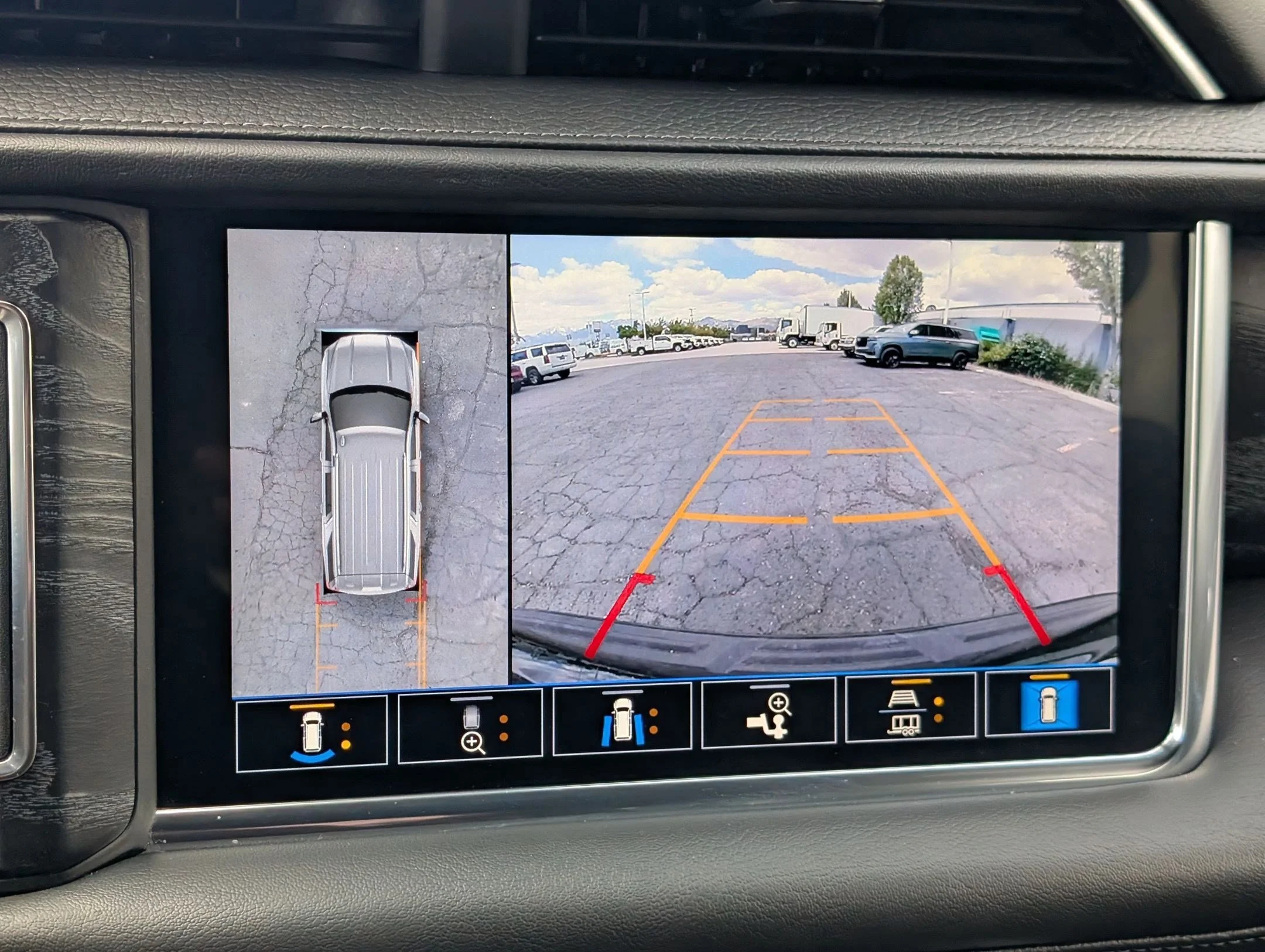 2021 GMC Yukon XL Denali - Photo 20