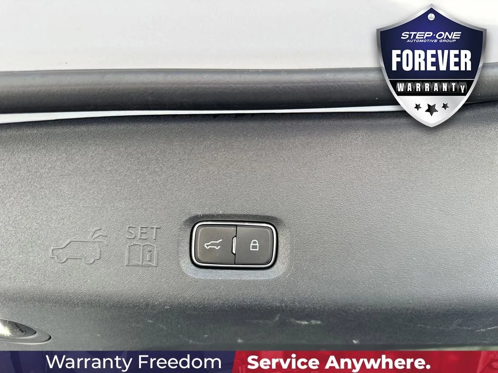 Used 2025 Silver Ford Active image 31
