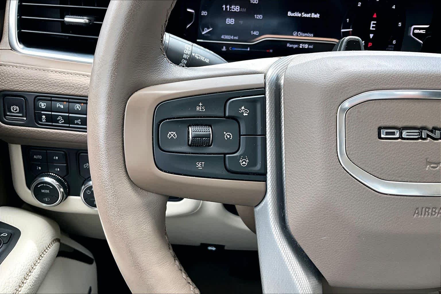 Used 2023 White Frost Tricoat GMC Denali image 22