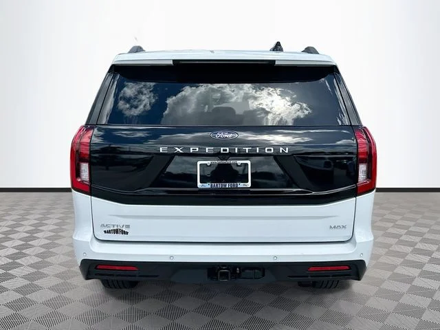New 2026 Oxford White Ford Active image 5
