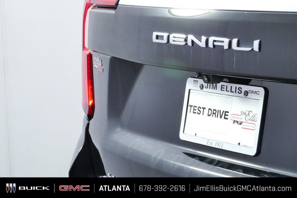 2026 GMC Yukon XL Denali - Photo 7