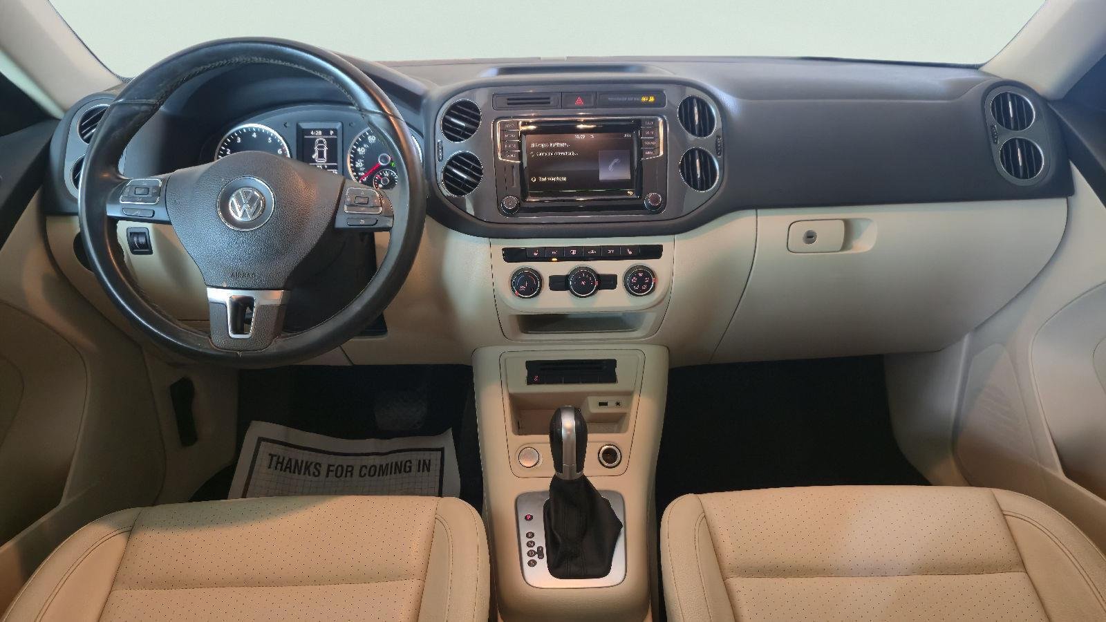 Used 2017  VOLKSWAGEN  image 20