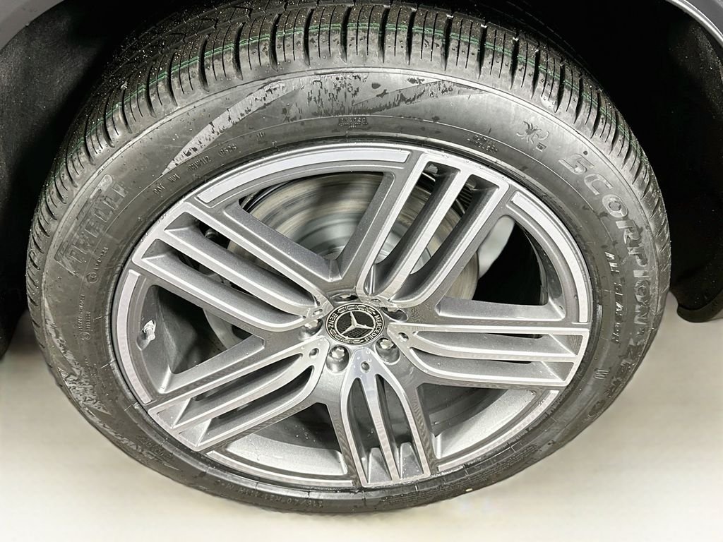New 2026 Twilight Blue Metallic Mercedes-Benz GLS 450 image 32