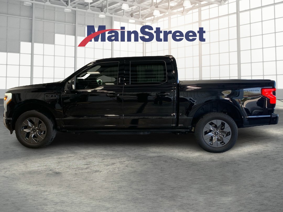 Used 2023 Ford F-150 Lightning Lariat with VIN 1FTVW1EV5PWG26441 for sale in Lansing, KS