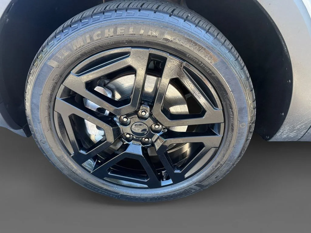 Used 2025 Gray Kia EX X-Line image 15