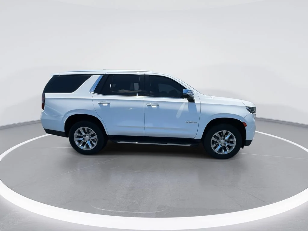 Used 2021 White Chevrolet Premier image 9