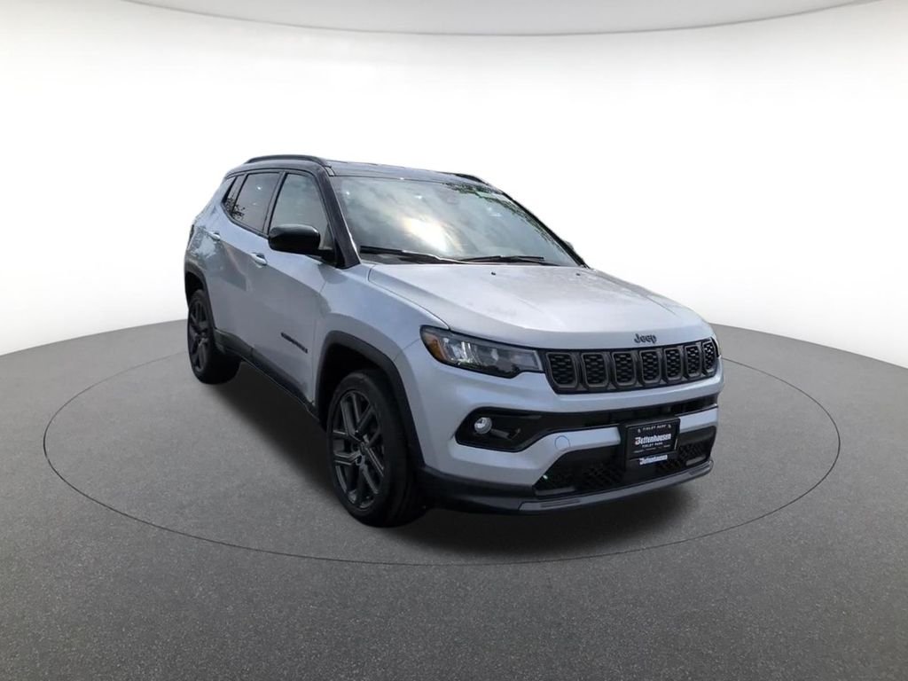 New 2026 Silver Zynith Metallic Clear-Coat Exterior Paint Jeep Limited image 3