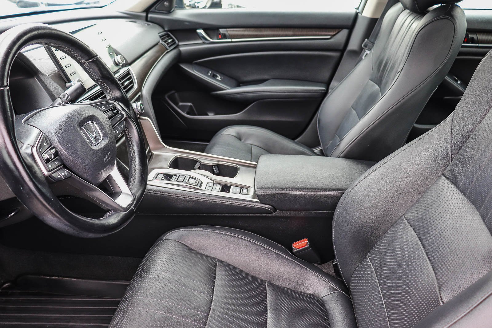 Certified Used 2021  Honda Touring image 22