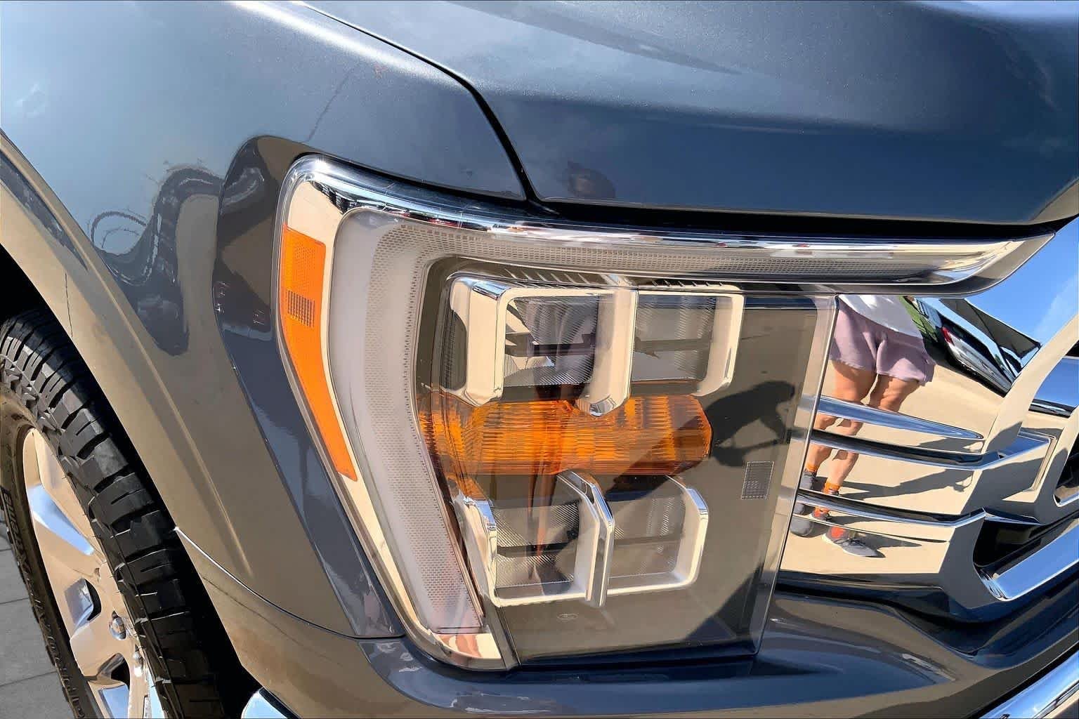 Used 2023 Carbonized Gray Metallic Ford XLT image 27