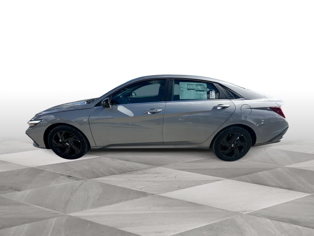 New 2026 Fluid Metal Hyundai SEL Sport Premium image 5