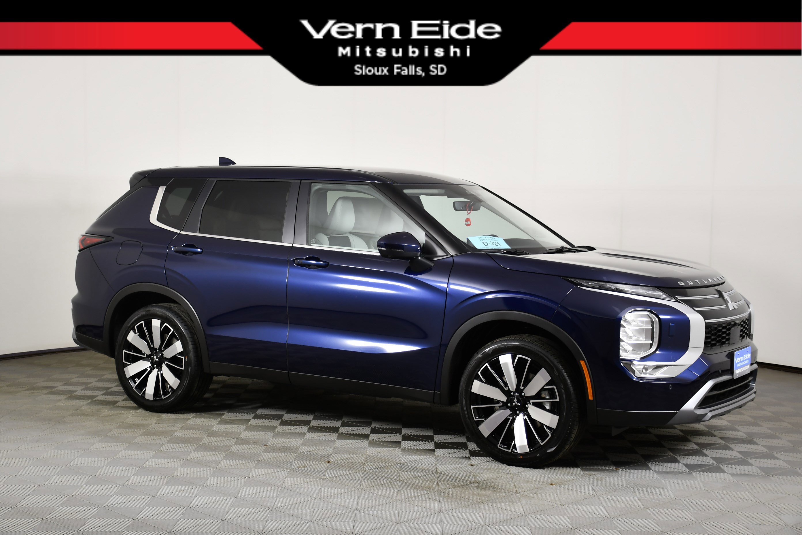 2026 Mitsubishi Outlander SE S-AWC's photo