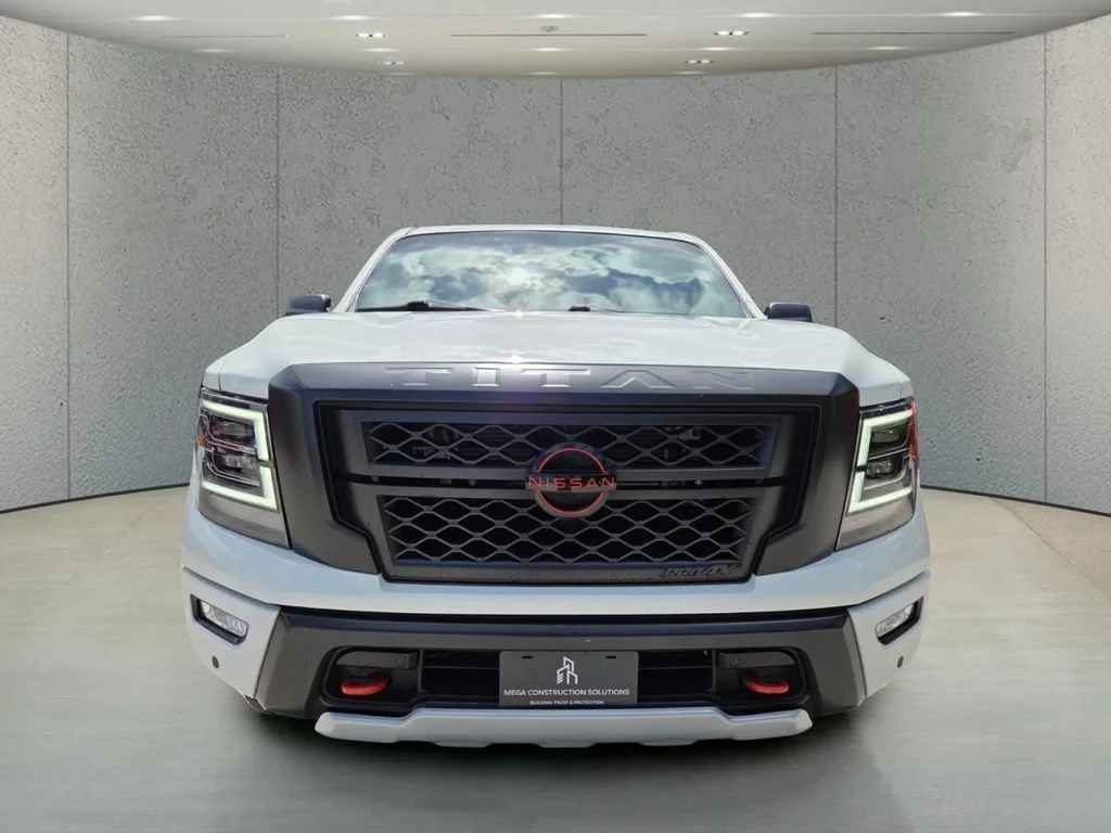 Used 2024 Glacier White Nissan PRO-4X image 9