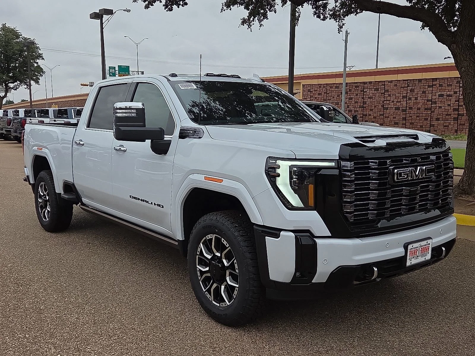 2026 GMC Sierra 2500HD Denali Ultimate - Photo 5