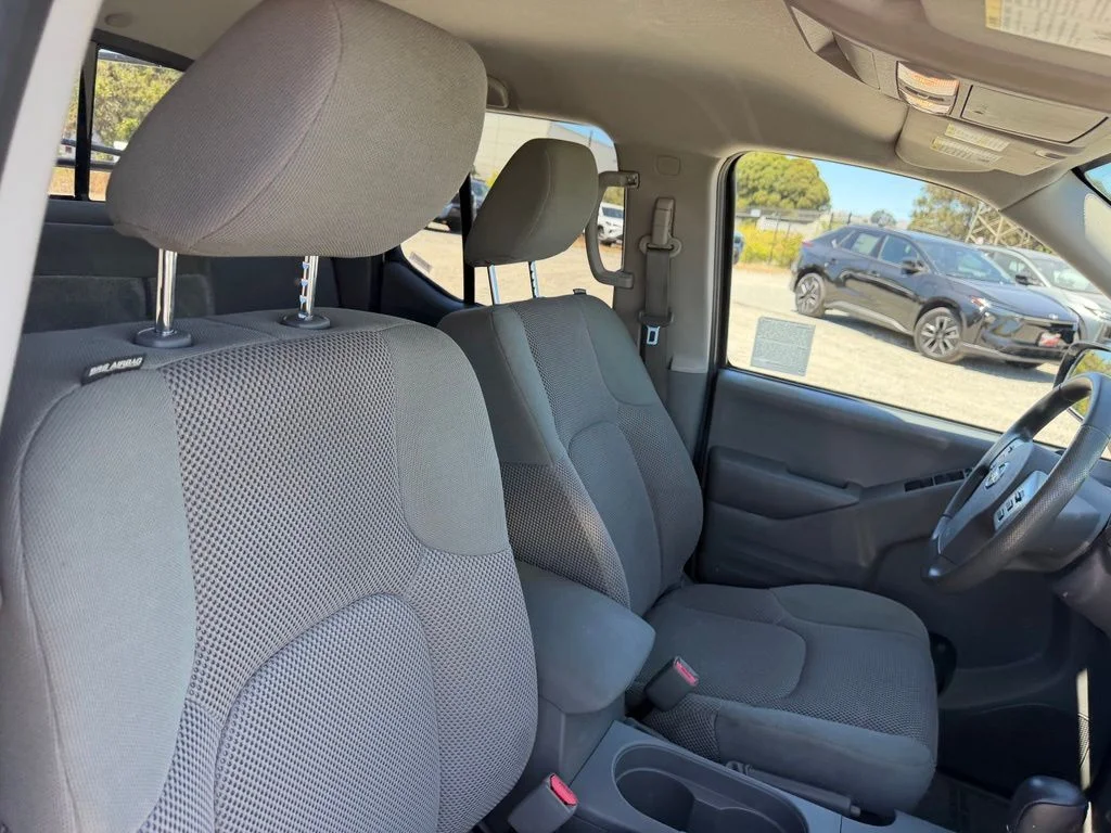 Used 2021 White Nissan SV image 12