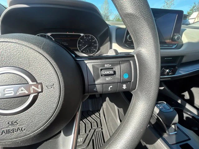 Used 2023 White Nissan SV image 27