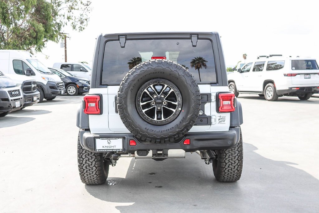 New 2026 Bright White Clearcoat Jeep Willys 392 image 8