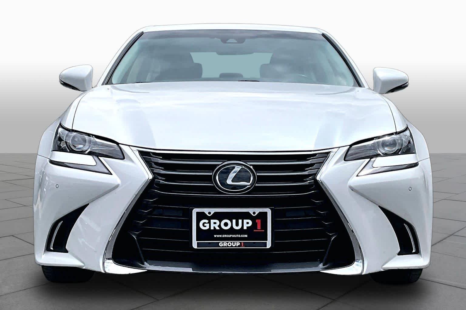 Used 2019 Eminent White Pearl Lexus  image 4