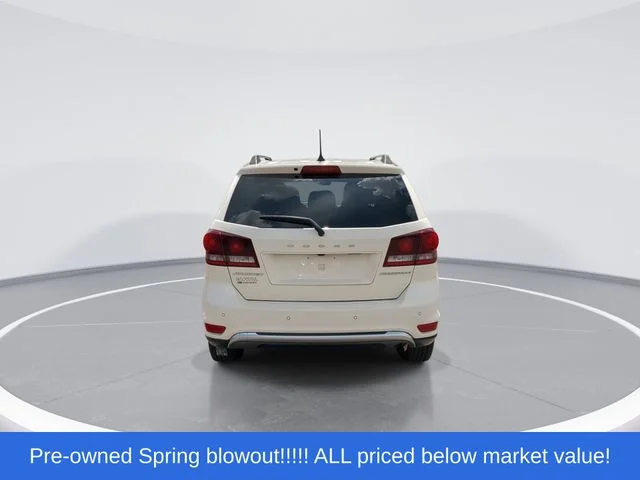 Used 2020 White Dodge Crossroad image 7