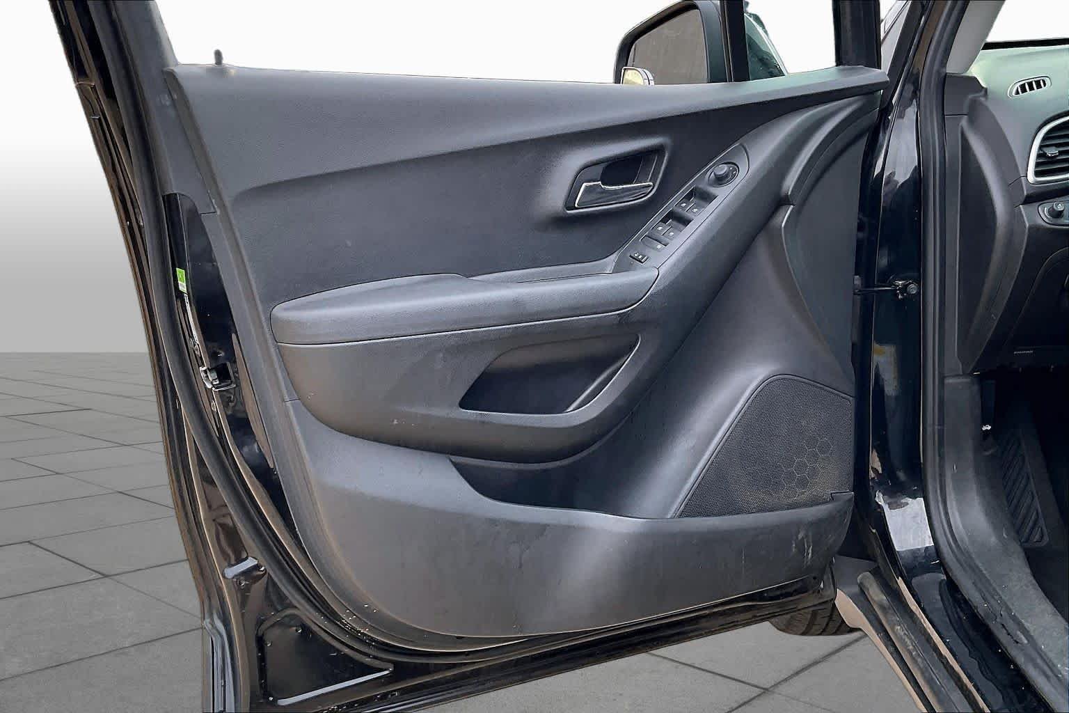 Used 2019 Mosaic Black Metallic Chevrolet LS image 19