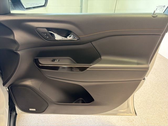 2023 GMC Acadia AT4 - Photo 14