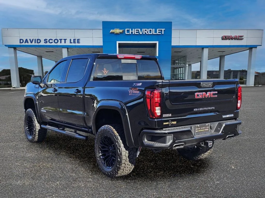 New 2026 Onyx Black GMC Elevation image 14