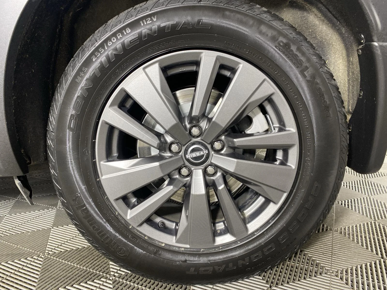 Used 2022 Gun Metallic Nissan SV image 10