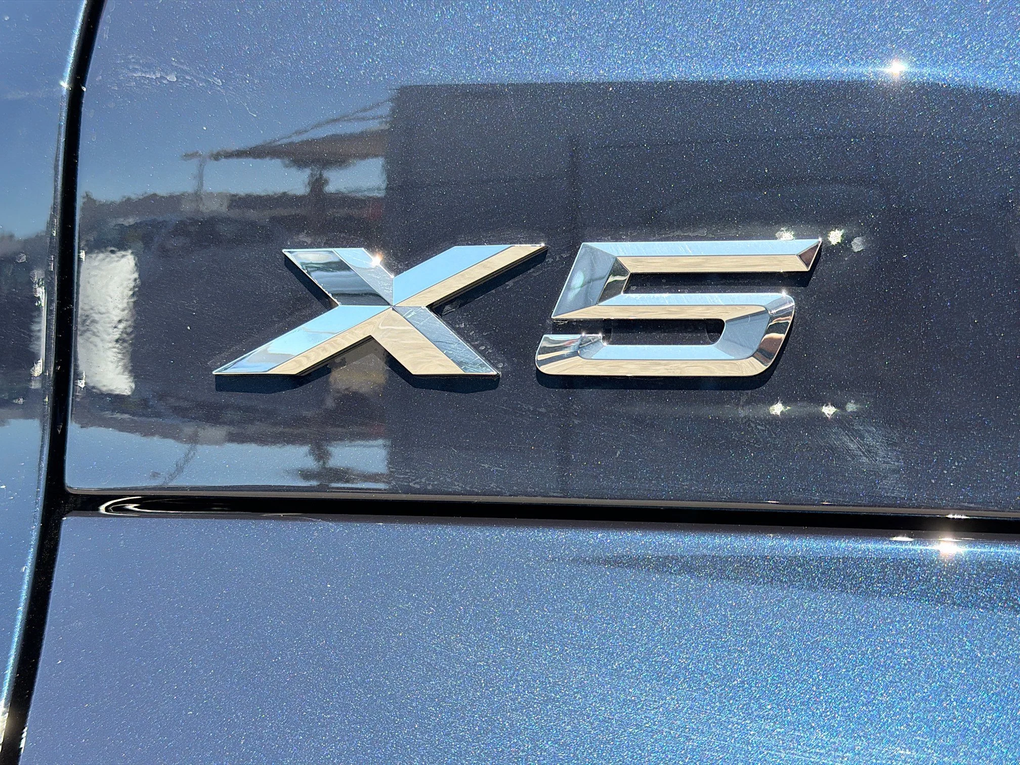 New 2026 Carbon Black Metallic BMW xDrive50e image 11