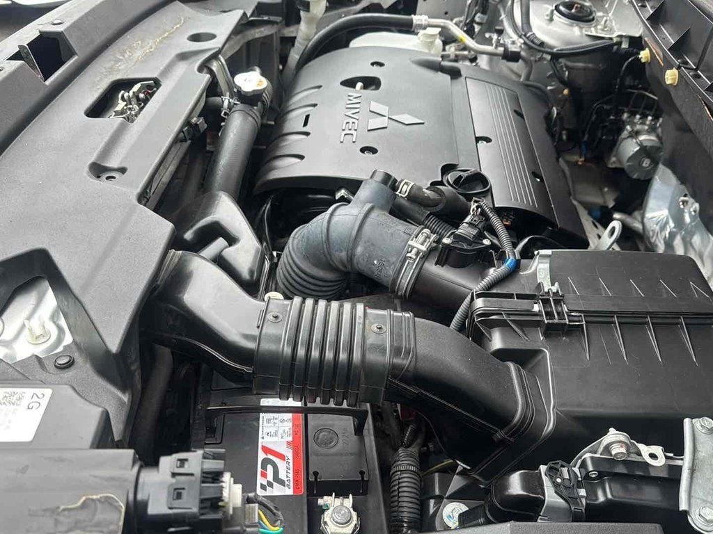 Used 2024 Gray Mitsubishi 2.0 LE image 34